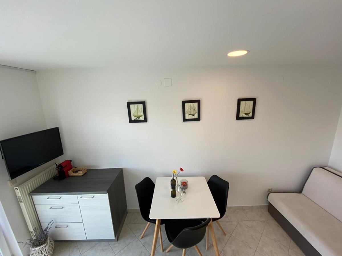 Apartment Bianca Premantura Istrien ภายนอก รูปภาพ